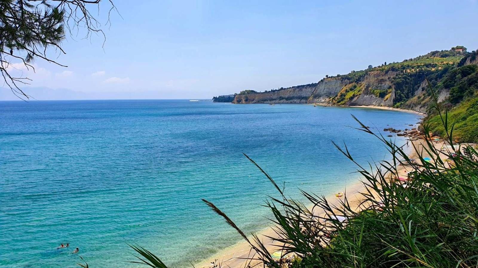 De La Plage Hotel Koroni Buitenkant foto