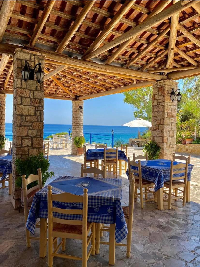 De La Plage Hotel Koroni Buitenkant foto